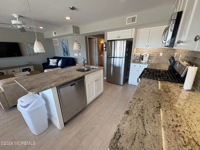 35 Dune Terrace 101, Seaside Heights, NJ 08751