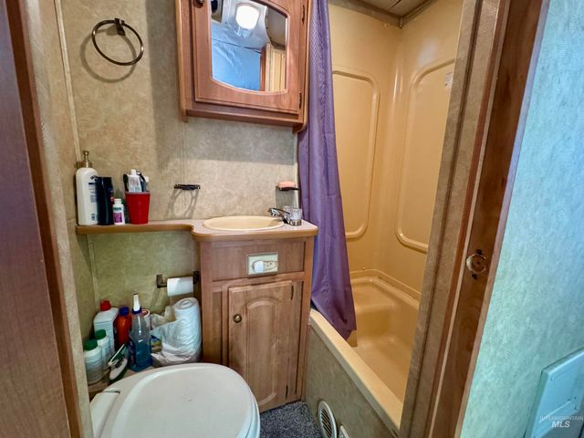 701 Black Bear Dr, Orofino, ID 83544