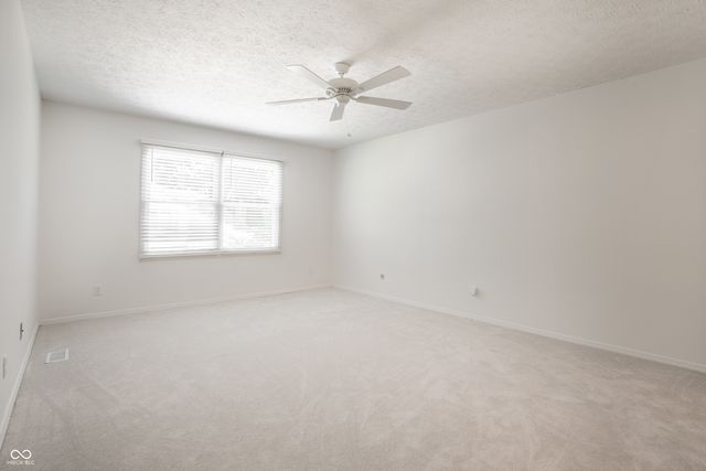 7435 Prairie Lake Drive, Indianapolis, IN 46256