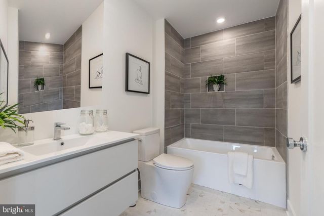 5545 PULASKI AVE #404, Philadelphia, PA 19144