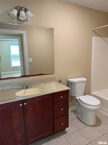 3160 Genevieve Drive, Quincy, IL 62305