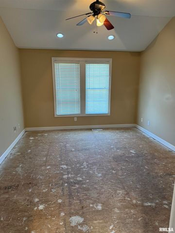 3160 Genevieve Drive, Quincy, IL 62305