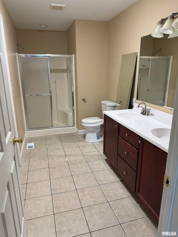 3160 Genevieve Drive, Quincy, IL 62305