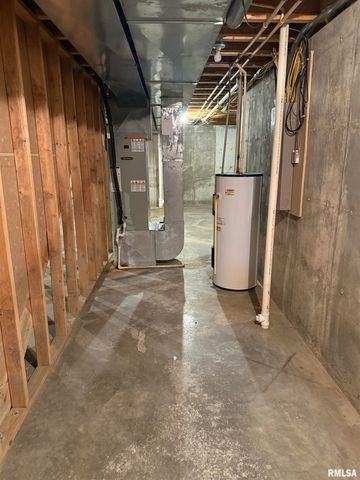 3160 Genevieve Drive, Quincy, IL 62305