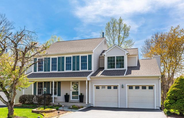 14805 HARTLAUB CT, Centreville, VA 20120