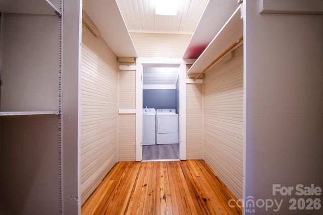 110 N Chestnut Street, Morganton, NC 28655
