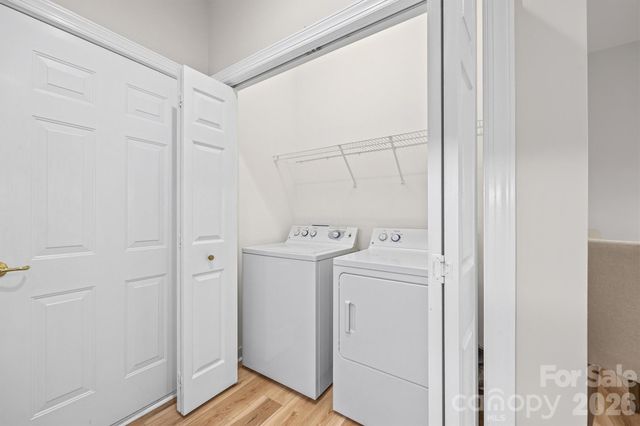 8228 Windsor Ridge Drive, Charlotte, NC 28277