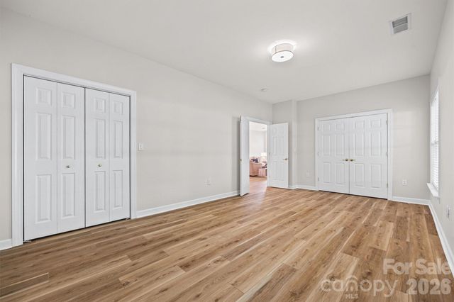 8228 Windsor Ridge Drive, Charlotte, NC 28277