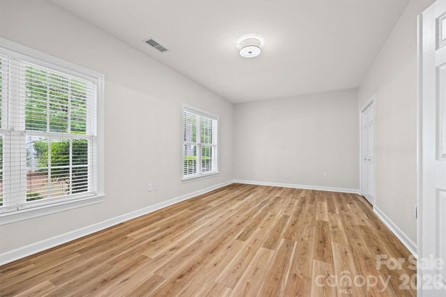 8228 Windsor Ridge Drive, Charlotte, NC 28277