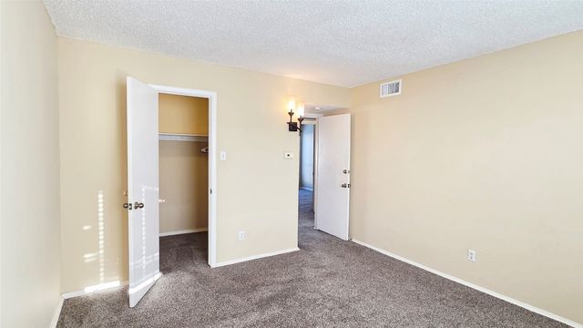 220 Village North Drive, Richardson, TX 75081