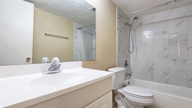 220 Village North Drive, Richardson, TX 75081
