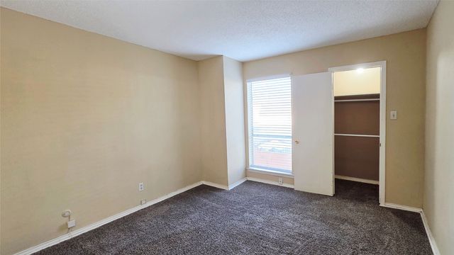 220 Village North Drive, Richardson, TX 75081