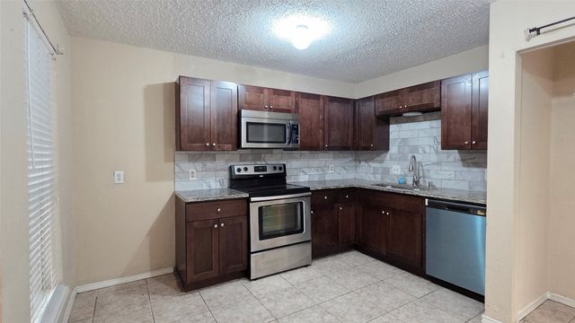 220 Village North Drive, Richardson, TX 75081