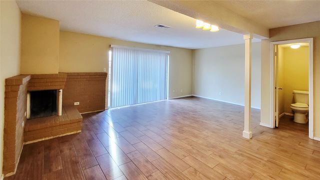 220 Village North Drive, Richardson, TX 75081