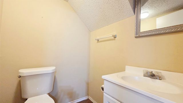 220 Village North Drive, Richardson, TX 75081