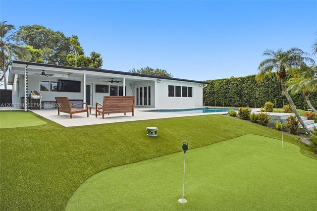1721 NW 114th Avenue, Pembroke Pines, FL 33026