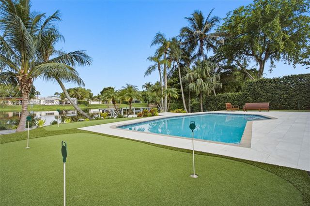 1721 NW 114th Avenue, Pembroke Pines, FL 33026