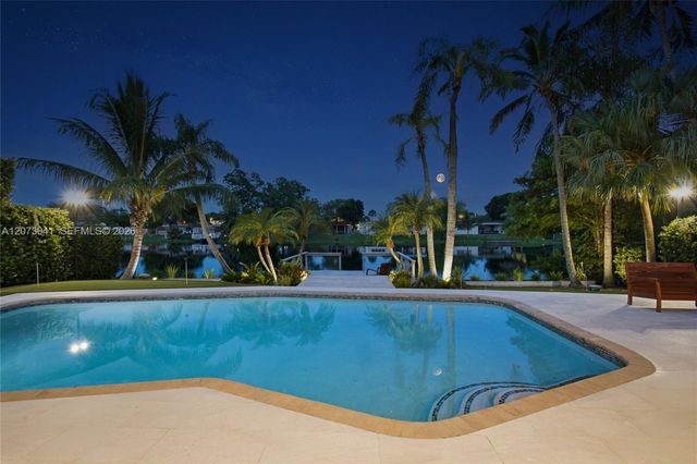 1721 NW 114th Avenue, Pembroke Pines, FL 33026