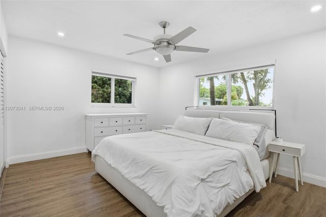 1721 NW 114th Avenue, Pembroke Pines, FL 33026