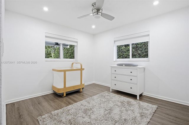 1721 NW 114th Avenue, Pembroke Pines, FL 33026