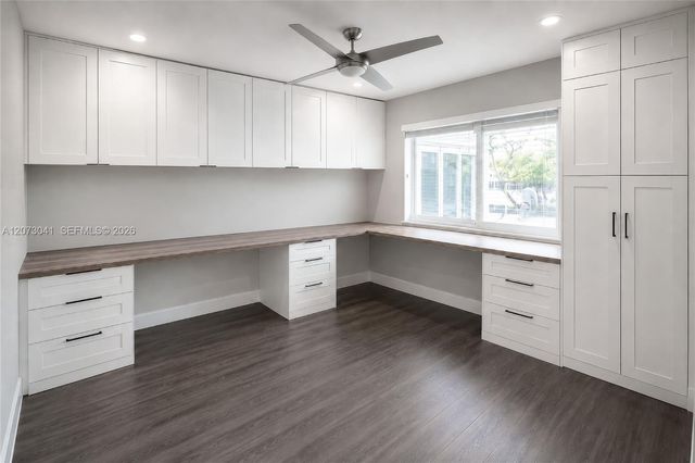 1721 NW 114th Avenue, Pembroke Pines, FL 33026