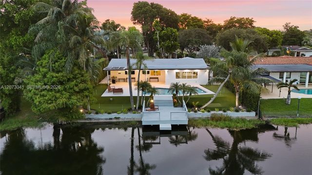1721 NW 114th Avenue, Pembroke Pines, FL 33026