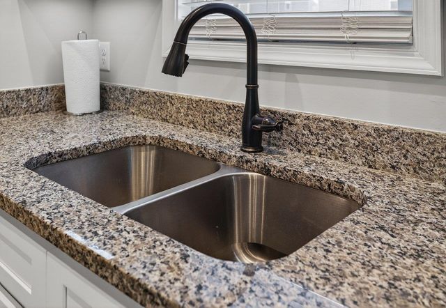 612 ZEPHYR DR, Rockingham, VA 22801