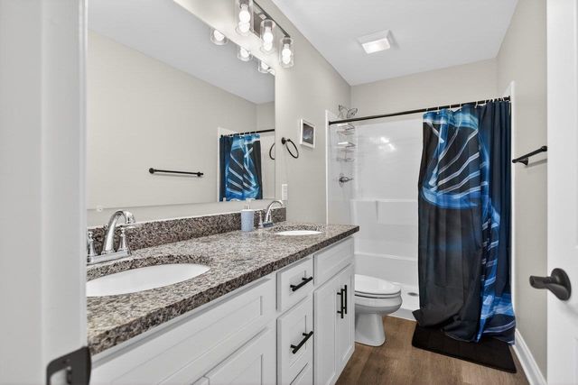 612 ZEPHYR DR, Rockingham, VA 22801