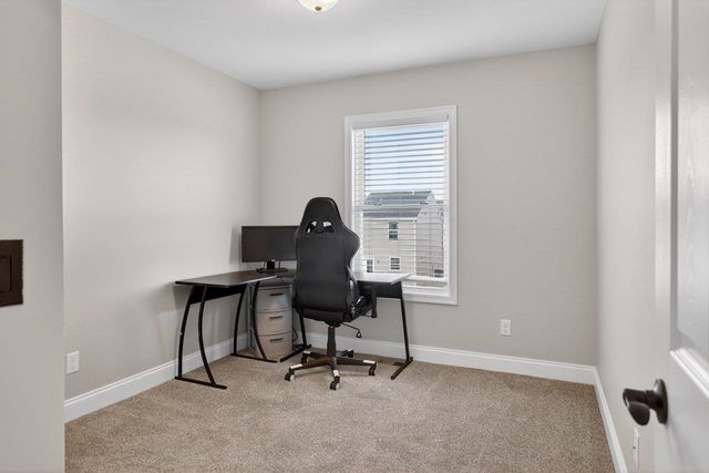 612 ZEPHYR DR, Rockingham, VA 22801