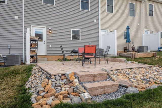 612 ZEPHYR DR, Rockingham, VA 22801