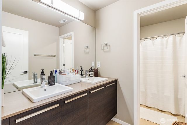 12808 SE 213th Street, Kent, WA 98031