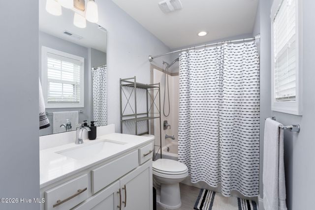 5921 Sweet Gum Drive, Wilmington, NC 28409