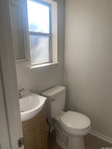 5406 Sir Robert, Kirby, TX 78219