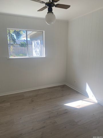 5406 Sir Robert, Kirby, TX 78219