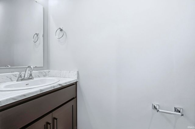 805 Zenos Boulevard, Fort Wayne, IN 46818