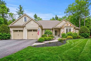 12 Amber Lane, Bedford, NH 03110