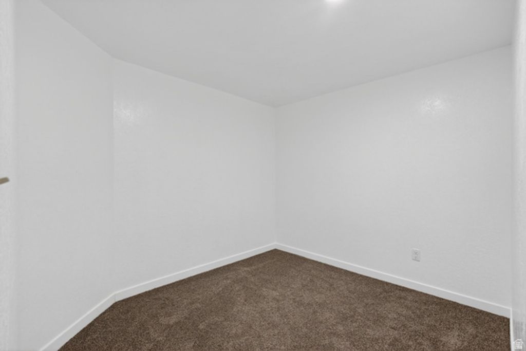 Image 19 of property listing at 6306 W MARCREST DR, West Valley City, UT 84128