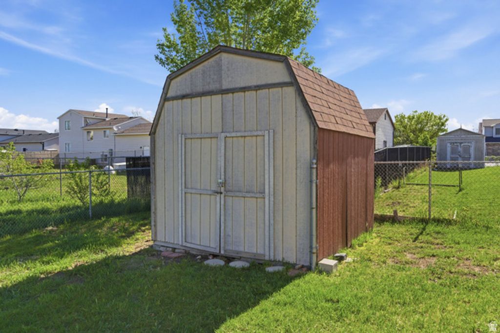 Image 41 of property listing at 6306 W MARCREST DR, West Valley City, UT 84128