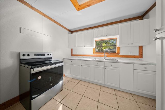 250 98 STREET NW, Okeechobee, FL 34972