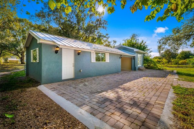 250 98 STREET NW, Okeechobee, FL 34972