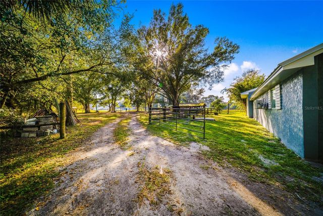 250 98 STREET NW, Okeechobee, FL 34972