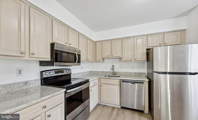 3645 DAHLGREN PL, Dumfries, VA 22026