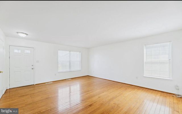 3645 DAHLGREN PL, Dumfries, VA 22026