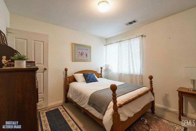 12619 Sawtooth Avenue, Bakersfield, CA 93312