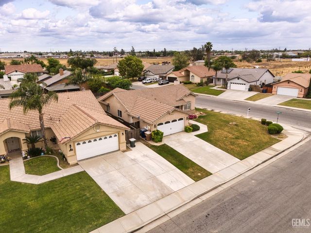 12619 Sawtooth Avenue, Bakersfield, CA 93312