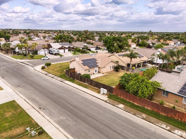 12619 Sawtooth Avenue, Bakersfield, CA 93312