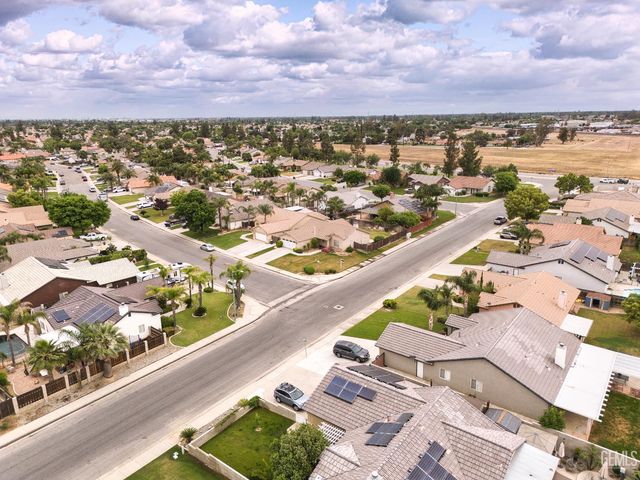 12619 Sawtooth Avenue, Bakersfield, CA 93312