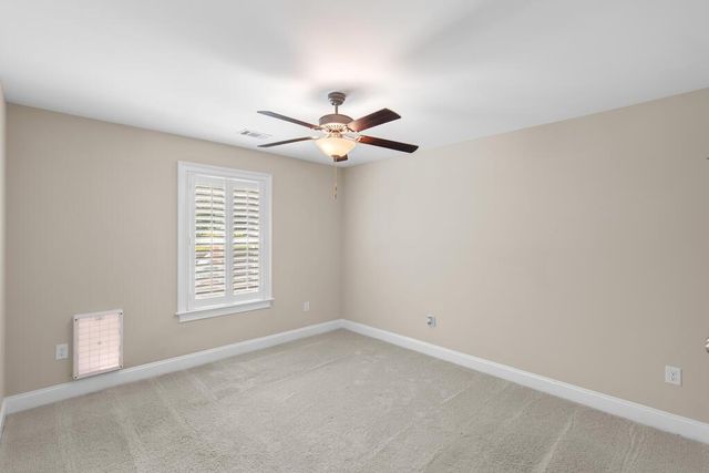 257 Puent Dr, Dothan, AL 36301