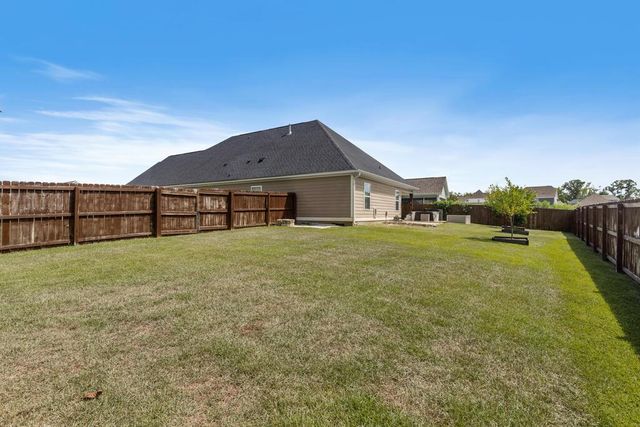 257 Puent Dr, Dothan, AL 36301