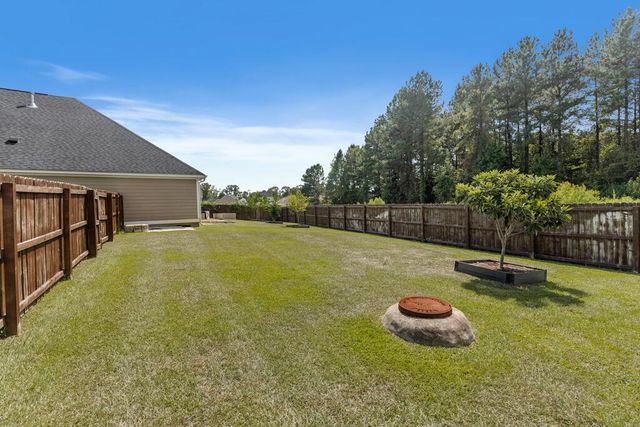 257 Puent Dr, Dothan, AL 36301